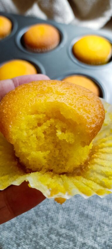 pineapple muffins
