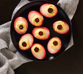 Eyeball Deviled Eggs (Halloween Party Recipe)