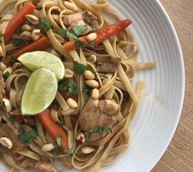 For a super quick weekday dish that has tons of Thai flavor, try this!