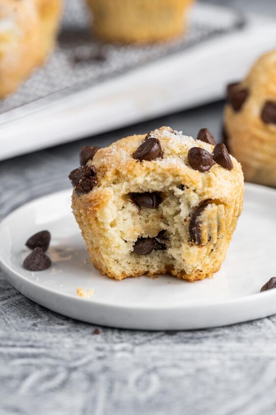 delicious one bowl chocolate chip muffins