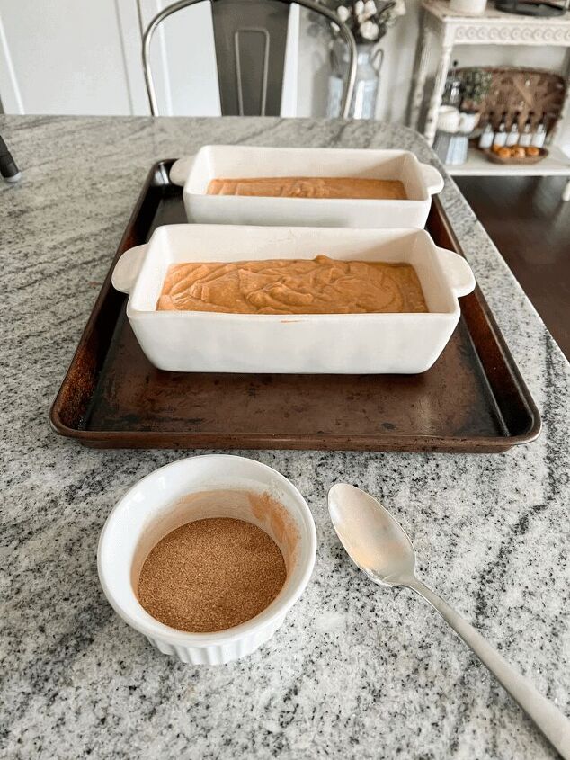 pumpkin bread with cinnamon sugar topping