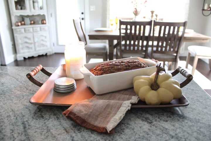 pumpkin bread with cinnamon sugar topping