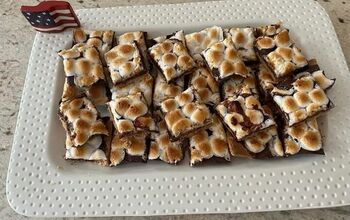 Delicious S'mores Bars for Your End of Summer Bash!