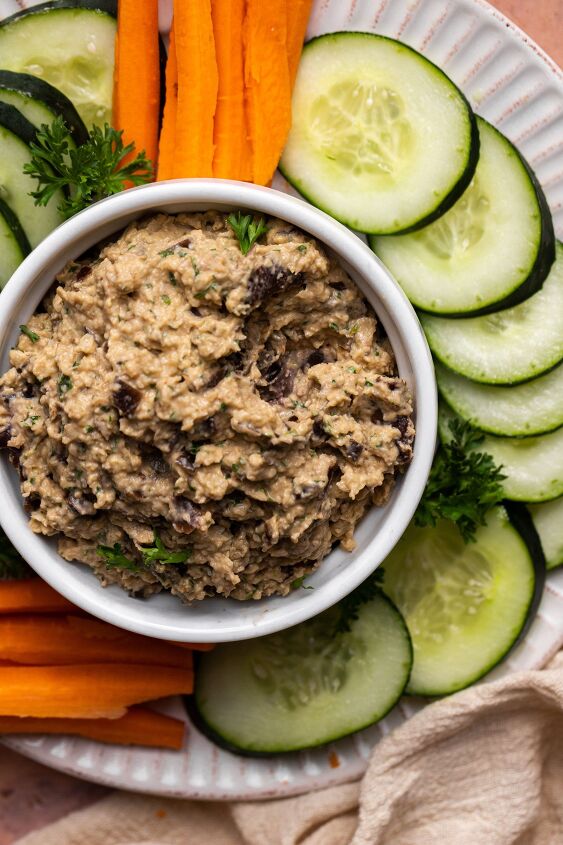 hearty baba ghanoush, This dip has a similar texture to hummus but has a more smoky flavor from the eggplant