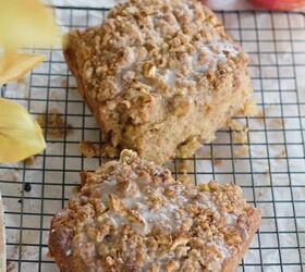 Cinnamon Apple Bread With Crumble Topping
