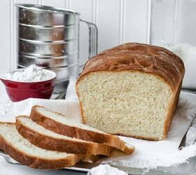 Classic Easy Homemade Amish White Bread