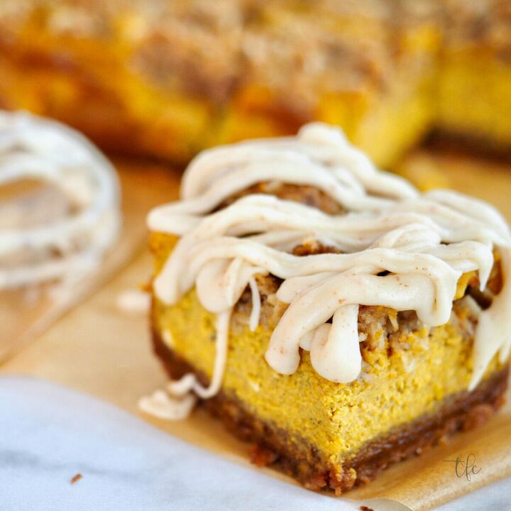 pumpkin cheesecake bars recipe with streusel topping, Pumpkin Streusel bar with brown butter glaze on top