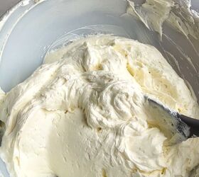 Mix 8 oz of Cool Whip with these 5 ingredients for an insanely quick no-bake dessert