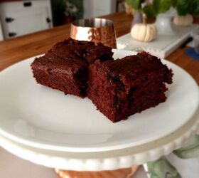 How to perfectly balance the line between a cake and a brownie