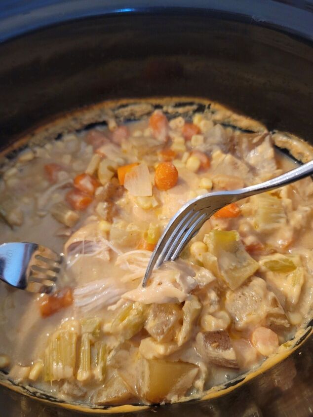 easy crock pot chicken pot pie