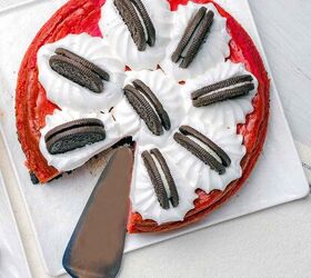 Oreo Red Velvet Cheesecake