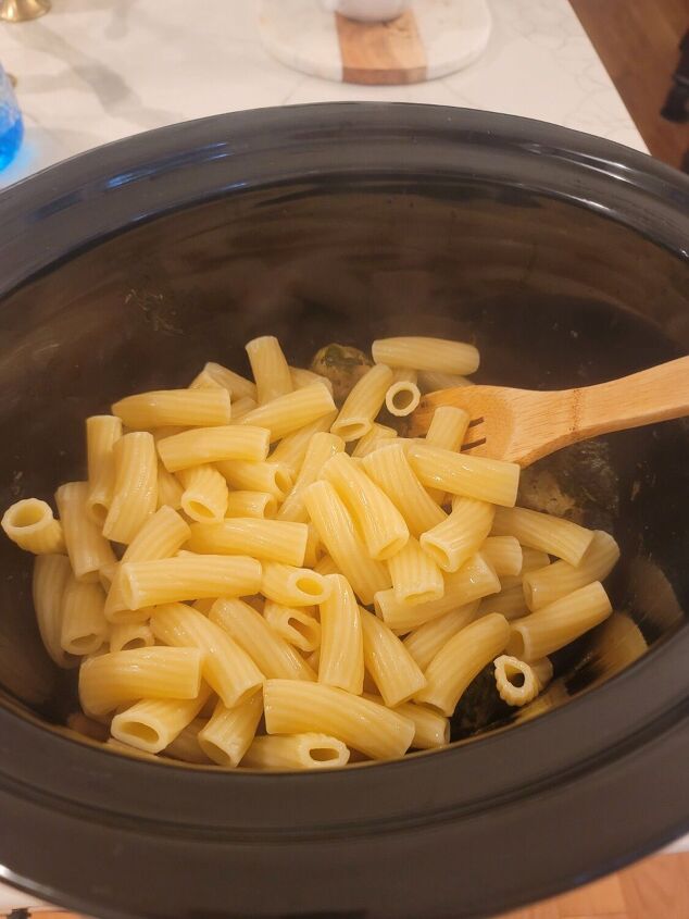 easy rigatoni pasta and frozen meatballs in the crock pot