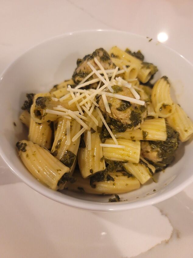easy rigatoni pasta and frozen meatballs in the crock pot