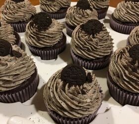 These scrumptious cupcakes are proof that you can't go wrong with cookies and cream