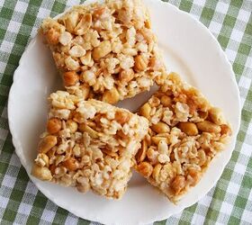 If you're a fan of Rice Krispies Treats, you're going to LOVE this delicious twist!