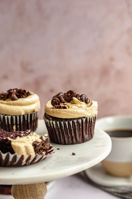 chocolate mocha cupcakes with espresso frosting, Chocolate coffee cupcakes on a small cake stand