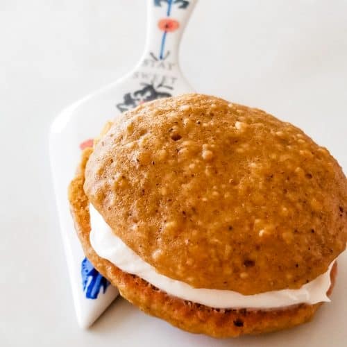 pumpkin cake with cream cheese filling, Rich pumpkin cookies and a creamy whipped filling make these pumpkin oatmeal creme pies sure to become a household favorite