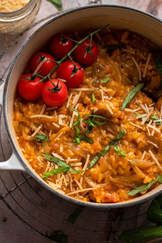 tomato pancetta caramelized onion risotto, This risotto recipe is the perfect cozy dish to serve up on a cold night
