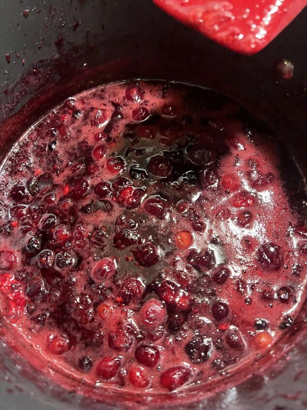 pectin free mixed berry and champagne jam, champagne jam