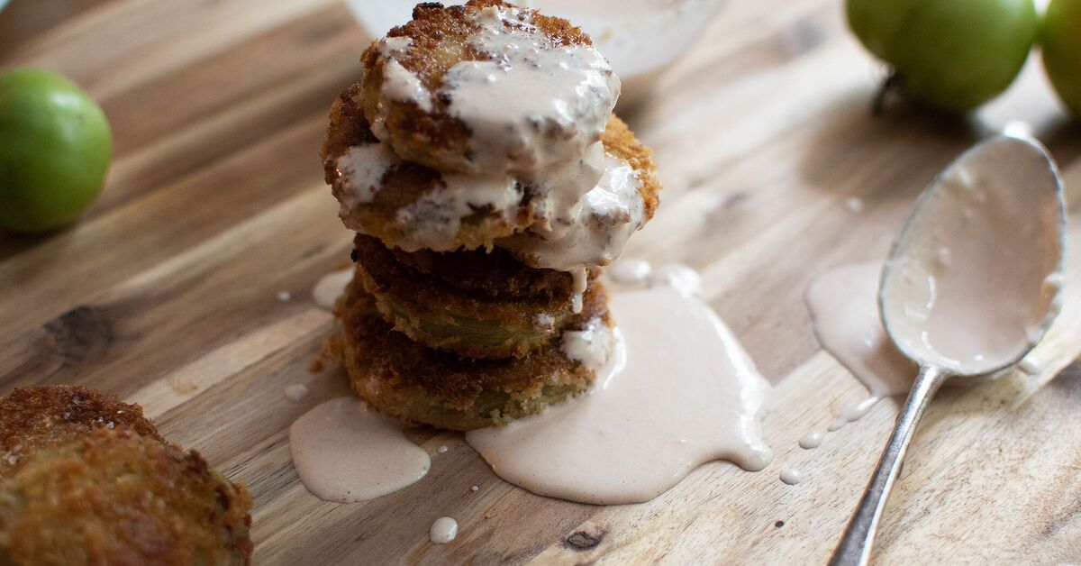 Fried Green Tomatoes With (amazing) Dipping Sauce | Foodtalk Fried Green Tomatoes With (amazing) Dipping Sauce | Foodtalk