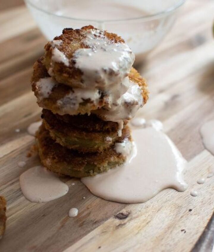 Fried Green Tomatoes With (amazing) Dipping Sauce | Foodtalk Fried Green Tomatoes With (amazing) Dipping Sauce | Foodtalk