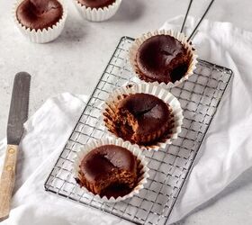 Chocolate Mini Burnt Basque Cheesecakes | Foodtalk