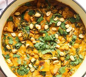 baked butternut squash and chickpea curry, Roasted Butternut Squash Chickpea Curry ready to serve