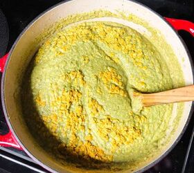 roasted broccoli and cauliflower soup, Stir in the nutritional yeast