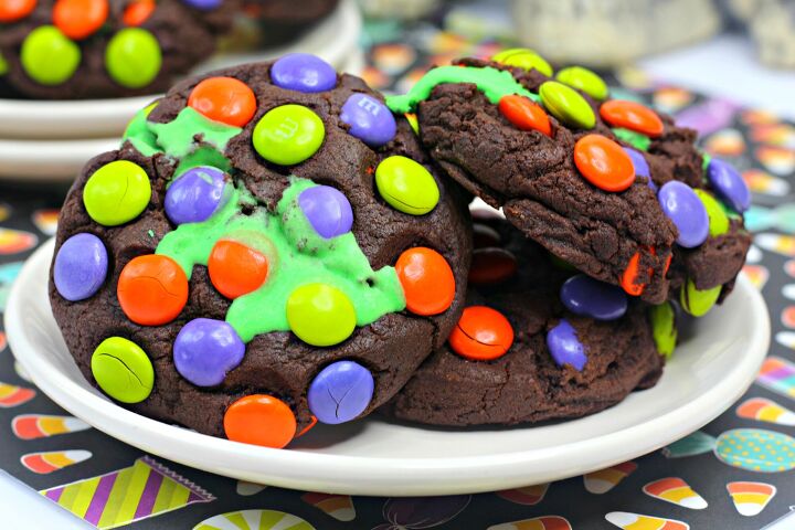 hocus pocus chocolate cookies, Hocus Pocus cookies chocolate cookies with MMS