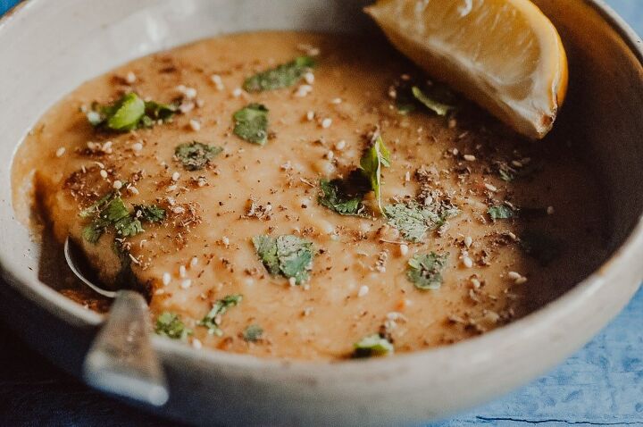 instant pot vegan split pea soup with za atar, A SUPER delicious Vegan Split Pea Soup made in an Instant Pot Pressure Cooker This IP split pea soup contains lemon and za atar middle eastern herb spice blend for an ultra flavorful comforting and healthy soup perfect for any time of year Plus learn more about Zaatar health benefits of split peas more instantpotsplitpeas instantpotsplitpeasoup vegansplitpeasoup zaatar whatiszaatar zaatarsoup middleeasternrecipes