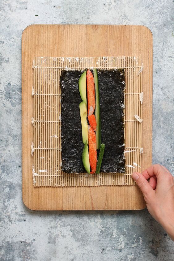 crunchy roll sushi recipe, Crunchy Sushi Roll Step 3