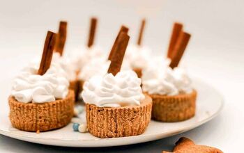 Festive Mini Gingerbread Cheesecakes