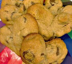 heart shaped peanut butter chocolate chip cookies recipe