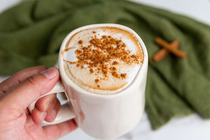easy cinnamon maple latte recipe for fall, maple latte recipe