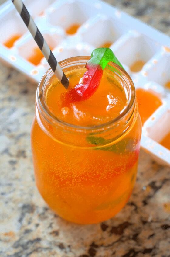 mix up this perfect poison halloween punch