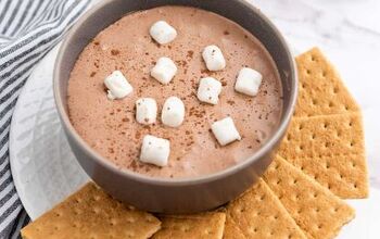 Enjoy This Light and Fluffy Hot Cocoa Dip Recipe