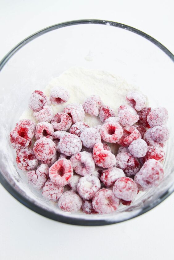 white chocolate raspberry muffins recipe, white chocolate raspberry muffins
