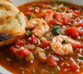 30 minute fennel and tomato seafood cioppino stew, Seafood cioppino with toasted French bread Photographed in a white bowl