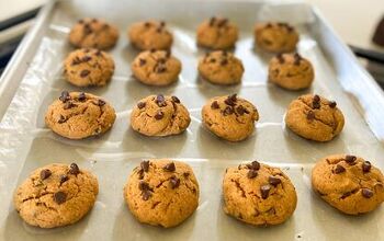 Mini Chocolate Chip Pumpkin Cookies