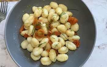 Gnocchi With Tomatoes and Chives