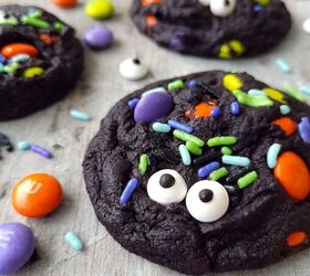 19 spooktacular halloween recipes to trick or treat yourself, Chocolate Halloween Cookies