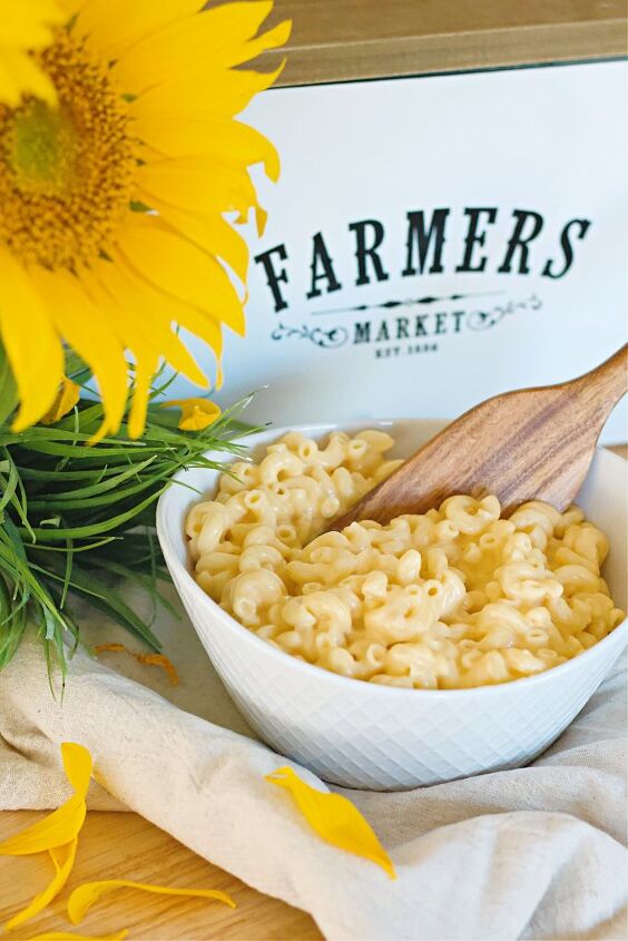 10 best game day foods to feed the fans, Mac and Cheese