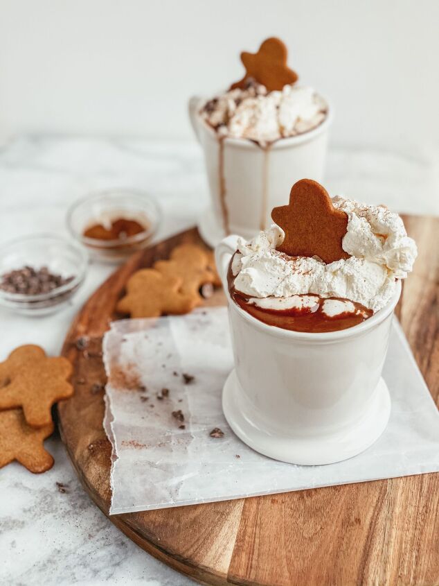 gingerbread hot chocolate with vanilla whipped cream, gingerbread hot chocolate hot chocolate recipe hot cocoa winter drink cozy drink christmas drink holiday drink