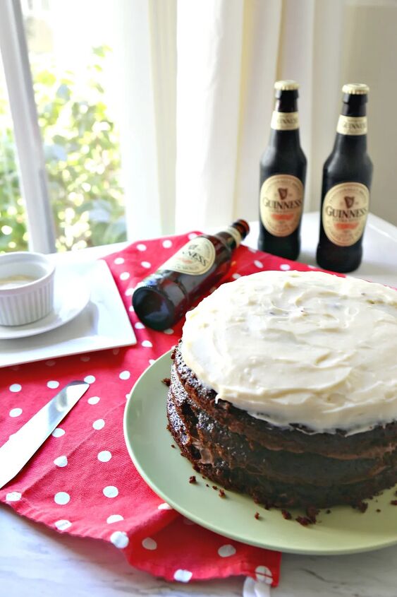 one pot chocolate guinness cake with chocolate cream cheese frosting