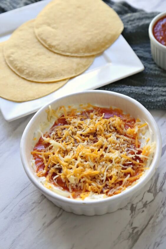 easy picante cream cheese dip rollups
