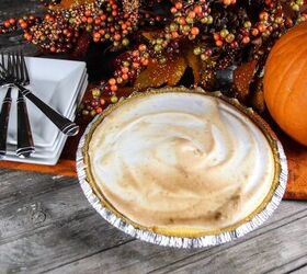 Easy Pumpkin Mousse Pie Recipe - a No Bake Fall Dessert to Try!