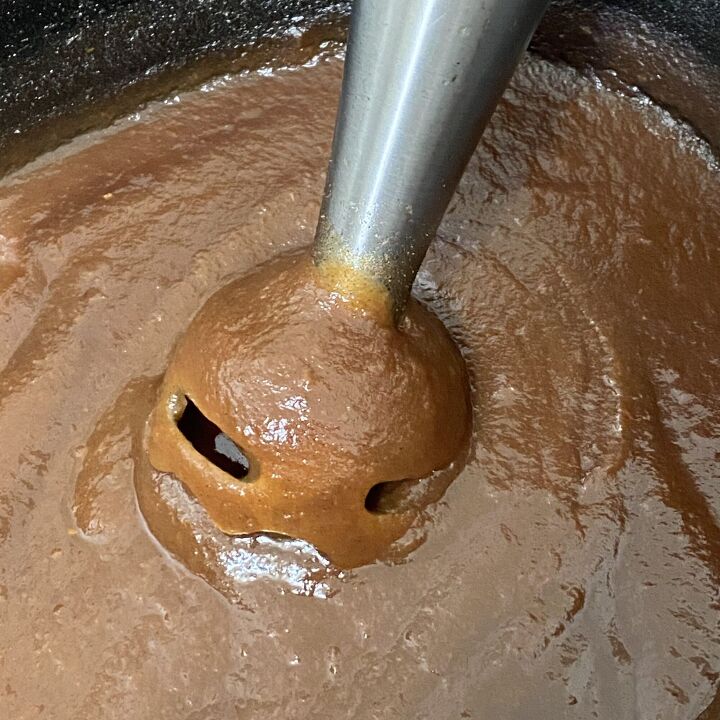 easy crockpot apple butter, An immersion blender in the apple butter after it s been emulsified