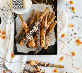 Chocolate Covered Halloween Pretzels Foodtalk