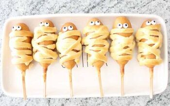 How to Make Mummy Dogs