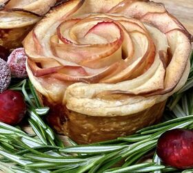 baked apple rose wreath, A baked apple rose surrounded by rosemary and cranberries